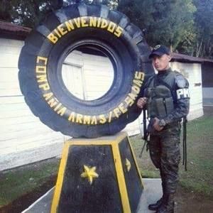 Meet your Posher, Fernando